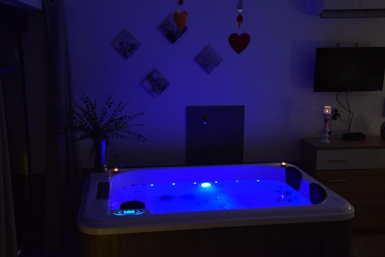 Gites Spa De Charme L Etoile Spa Beynac-et-Cazenac Buitenkant foto
