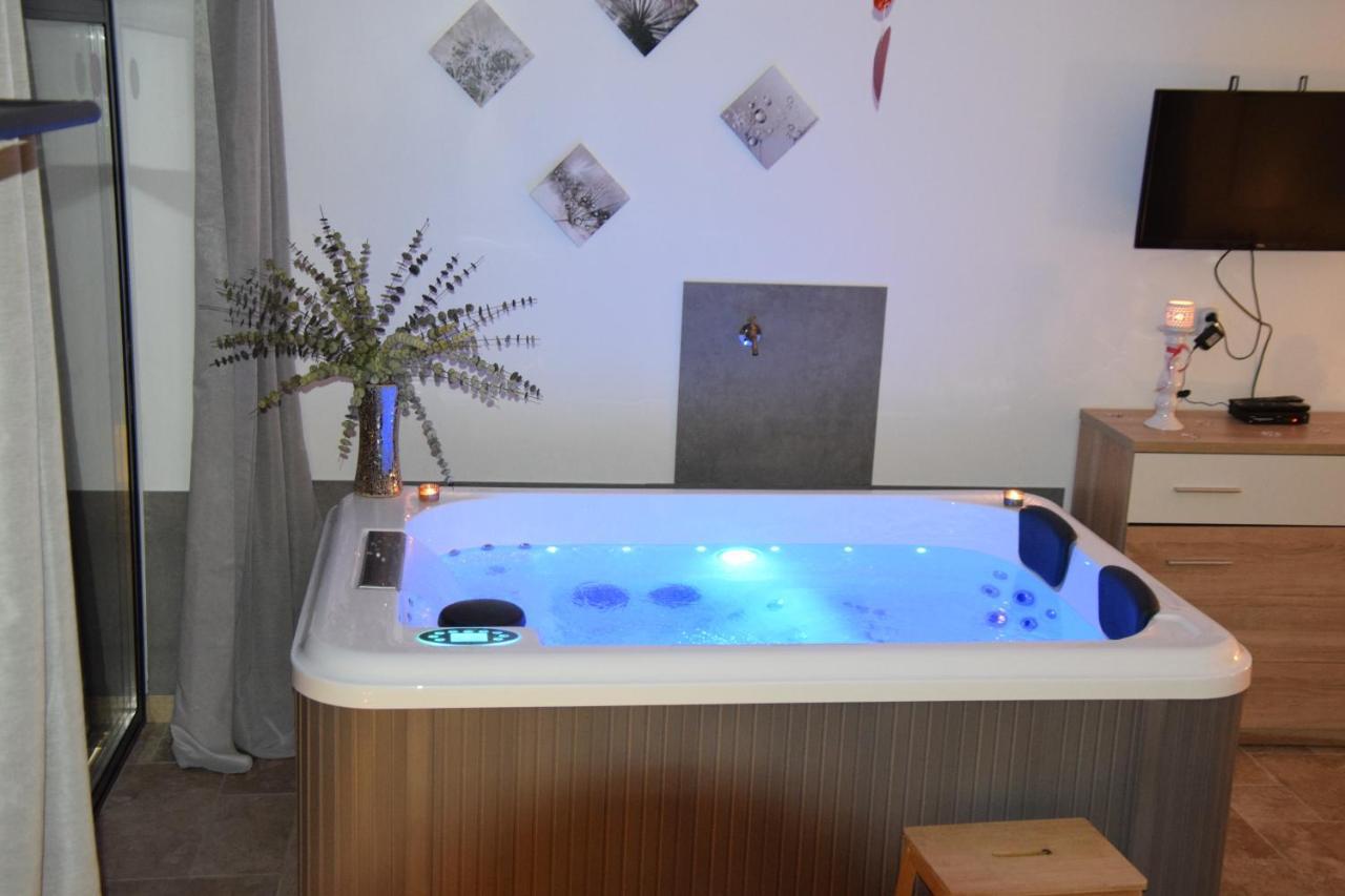 Gites Spa De Charme L Etoile Spa Beynac-et-Cazenac Buitenkant foto